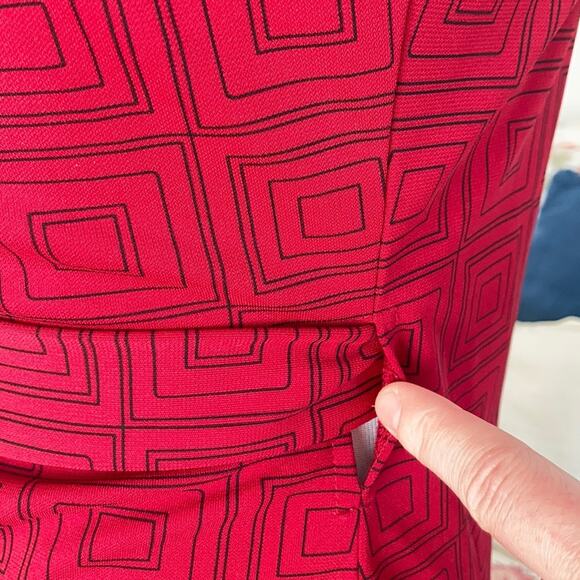 Express Red & Black Print Wrap Dress, Size 1/2 - Picture 4 of 8
